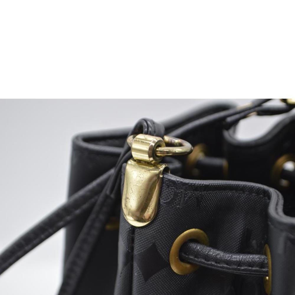 Mcm Logogram Drawstring Leather Shoulder Bag Black - image 7